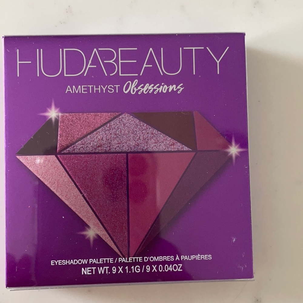 Huda Beauty Amethyst Obsessions Eyeshadow Palette